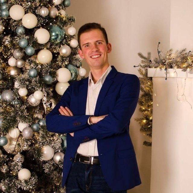 Олег Андреевич Цапков Аккомпаниатор Олег Андреевич Цапков