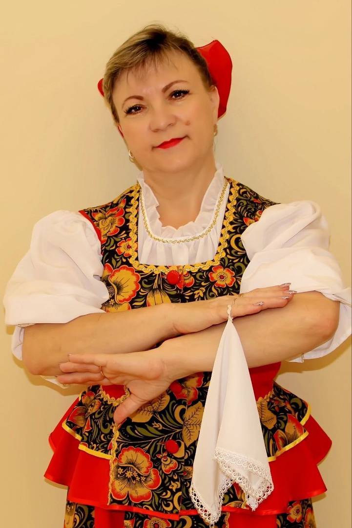 Елена Васильевна Коняхина Балетмейстер 1 категории Елена Васильевна Коняхина